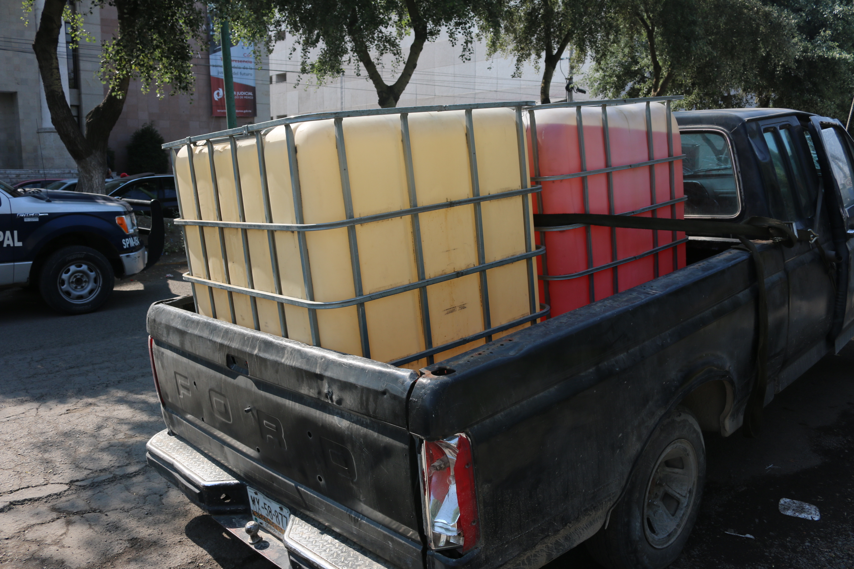 ASEGURAMIENTO DE DOS MIL 605 LITROS DE COMBUSTIBLE EN EL ESTADO DE MÉXICO