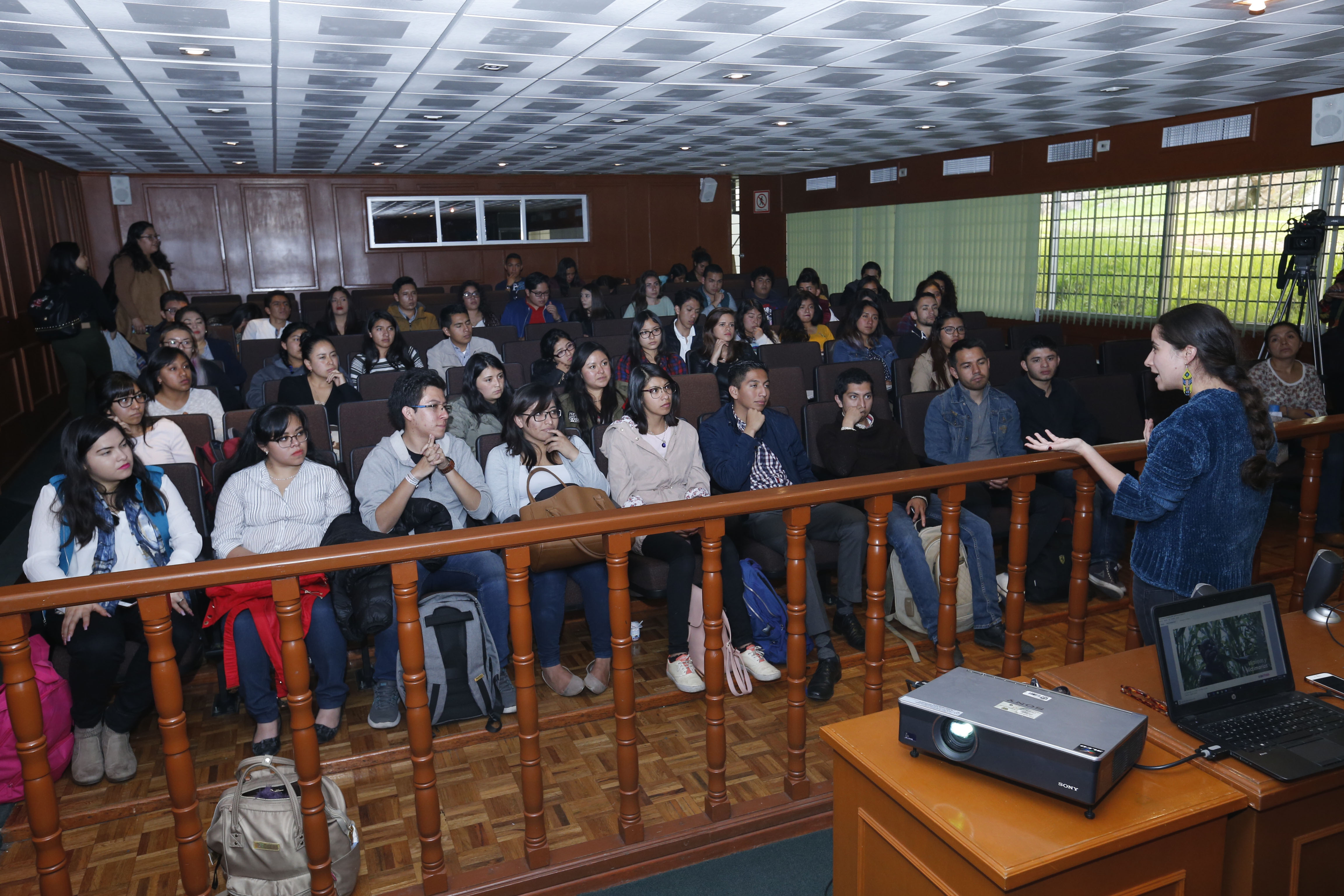 Contra ta trata de personas. Menores, las víctimas