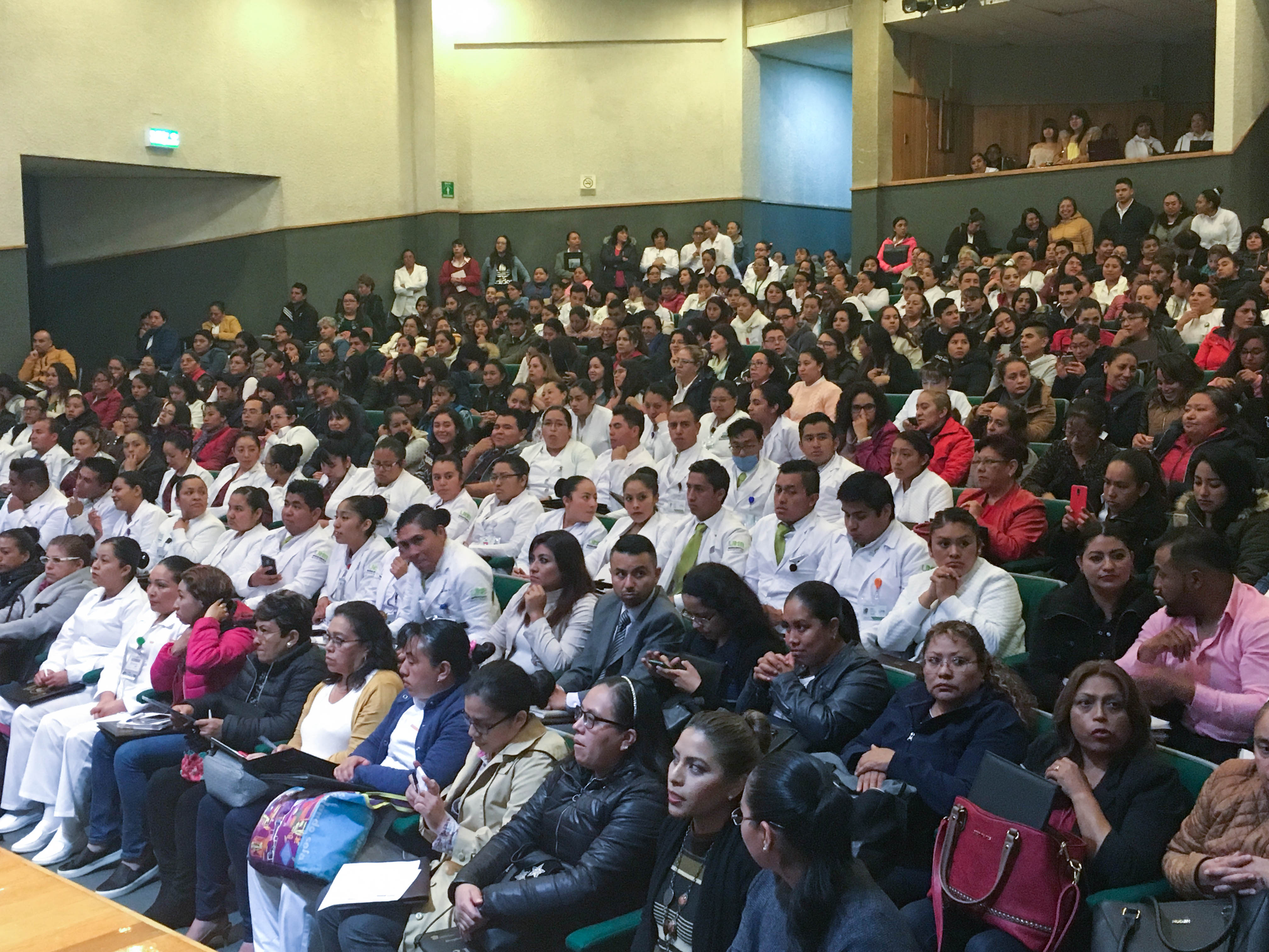 CAPACITAN AL PERSONAL DEL ISSEMYM CONTRA VIOLENCIA DE GÉNERO