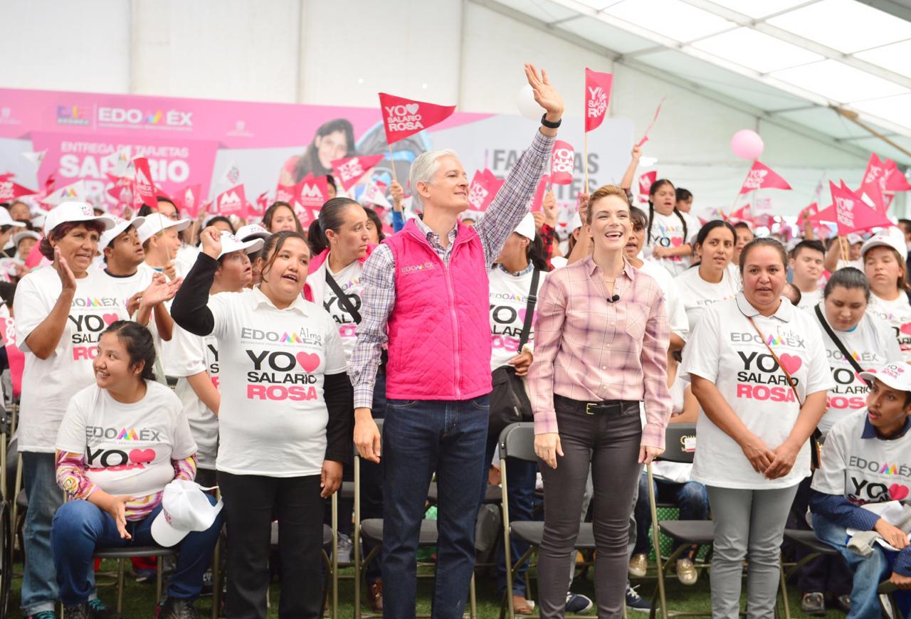 ENTREGAN ALFREDO DEL MAZO Y FERNANDA CASTILLO SALARIO ROSA PARA AMAS DE CASA QUE TIENEN FAMILIARES CON DISCAPACIDAD