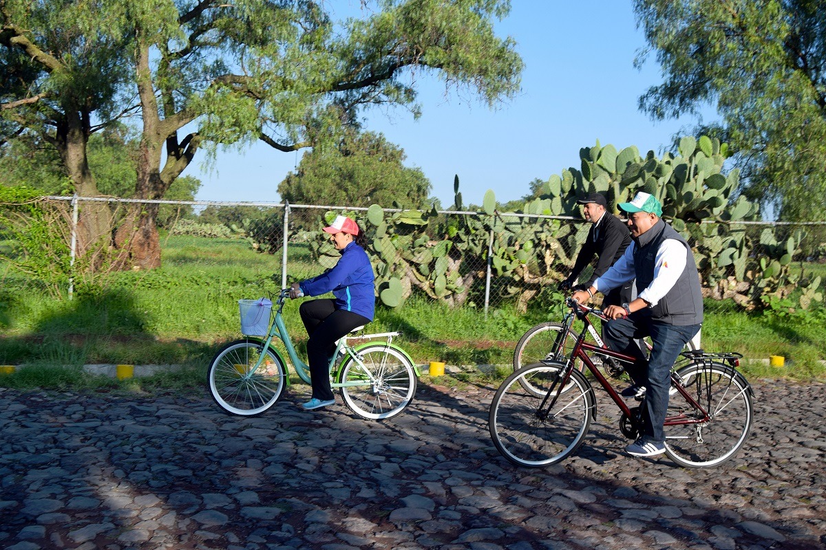 ENTREGA EL GOBIERNO MEXIQUENSE 3 MIL ÁRBOLES DURANTE RODADA TURÍSTICA EN TEOTIHUACÁN