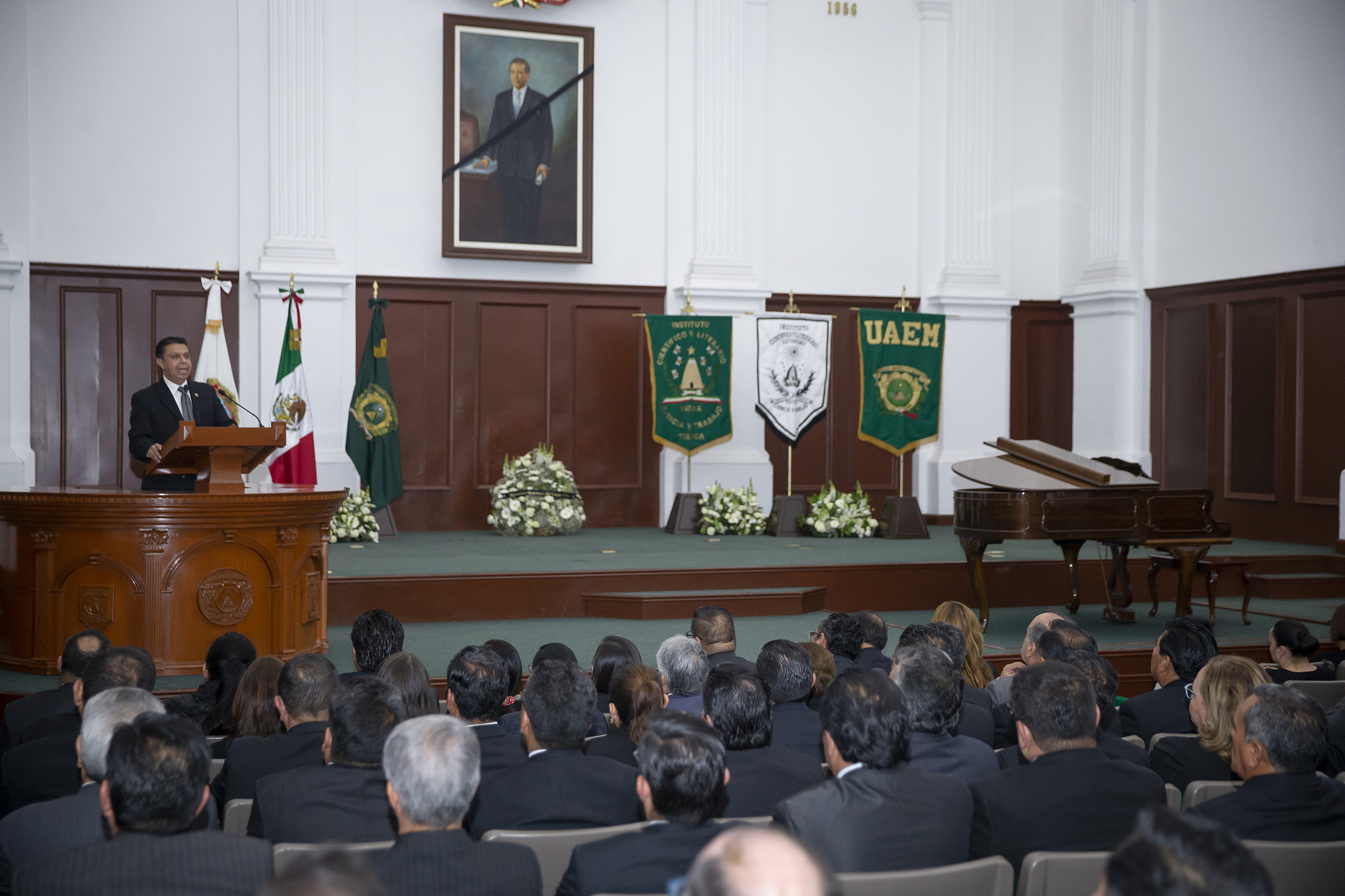 Perdura visión educativa de Adolfo López Mateos: Javier González 