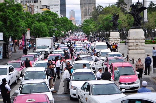 Maullidos Urbanos: Turno de los taxistas