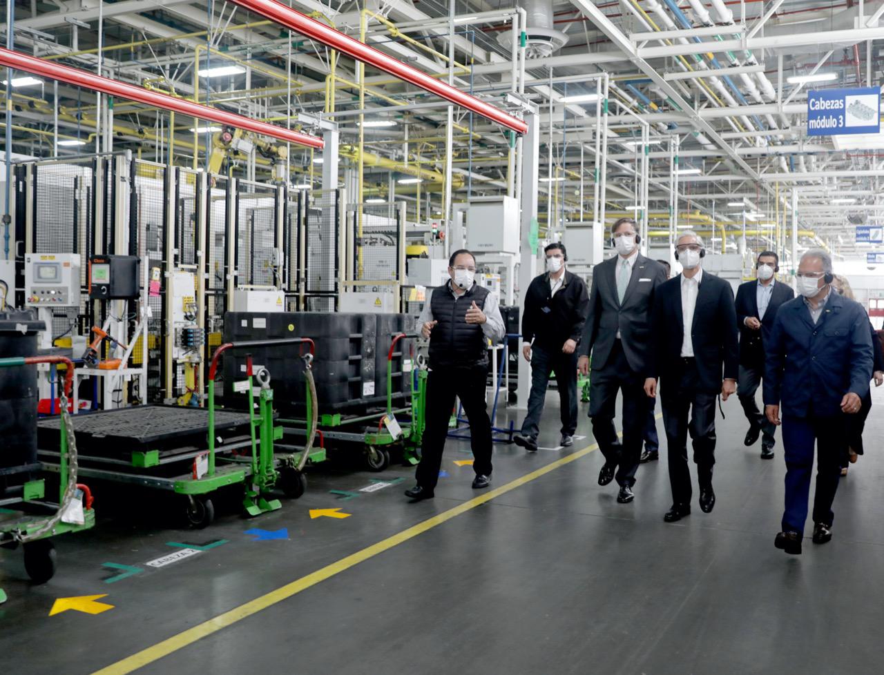 Alfredo del Mazo Recorrido Chrysler 2020-08-27 at 3.20.25 PM