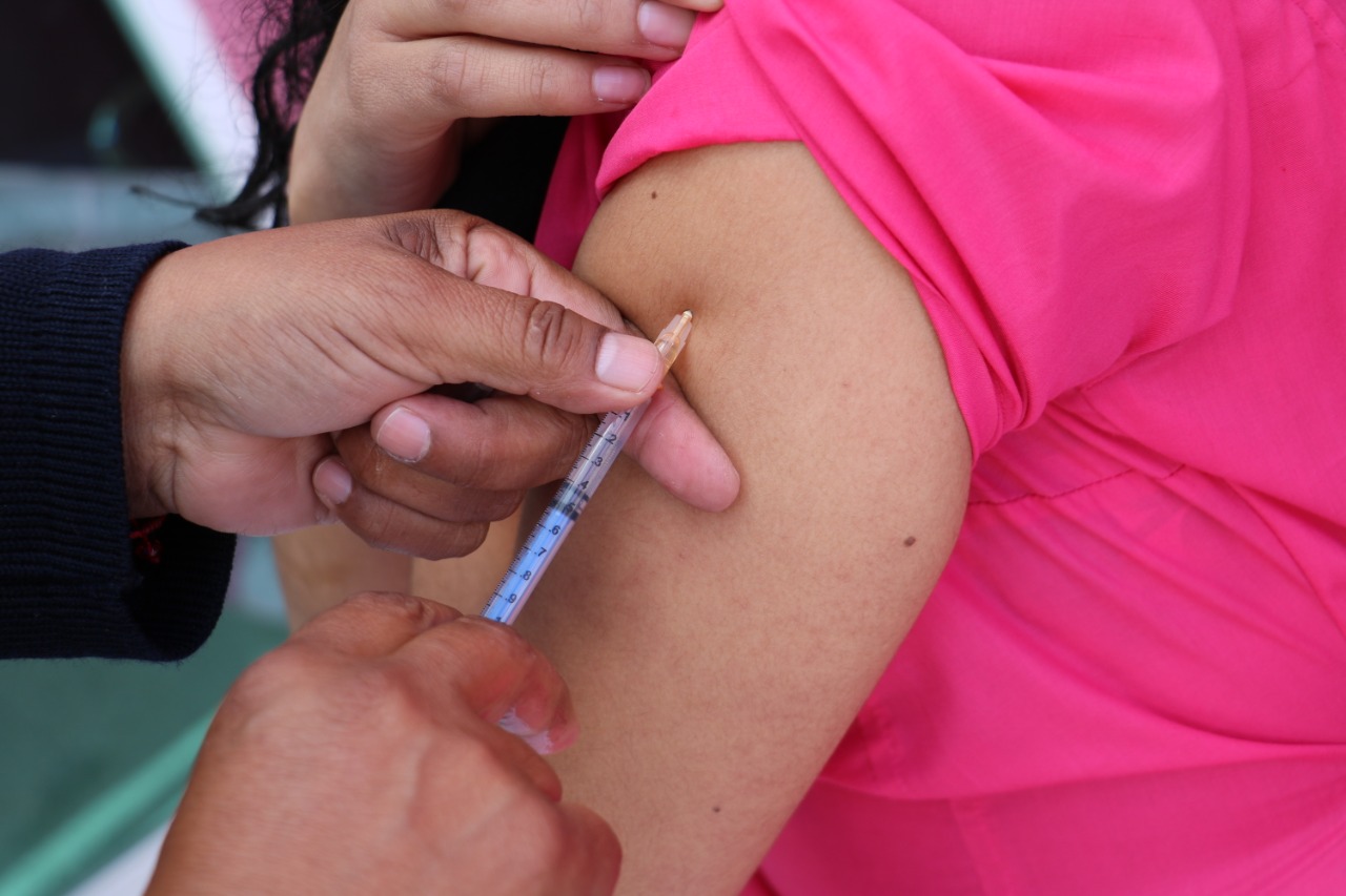 VACUNACIÓN CONTRA COVID-19 A MENORES DE 12 A 17 AÑOS CON COMORBILIDAD O FACTOR DE RIESGO EN 10 MUNICIPIOS MEXIQUENSES