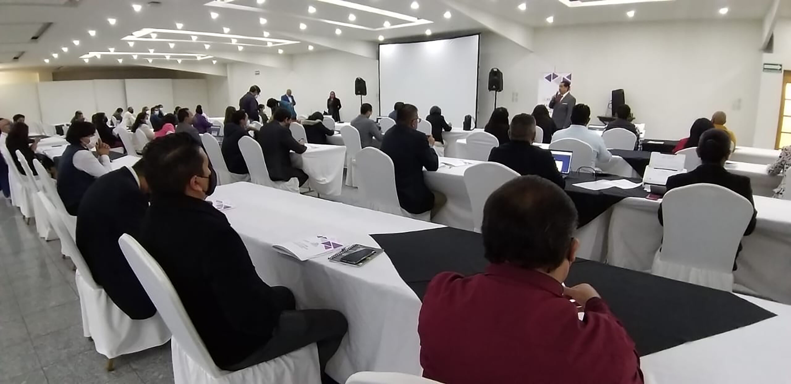 Instituto Electoral del Estado de México capacita a órganos desconcentrados, ante cercanía de elecciones (6 de junio)