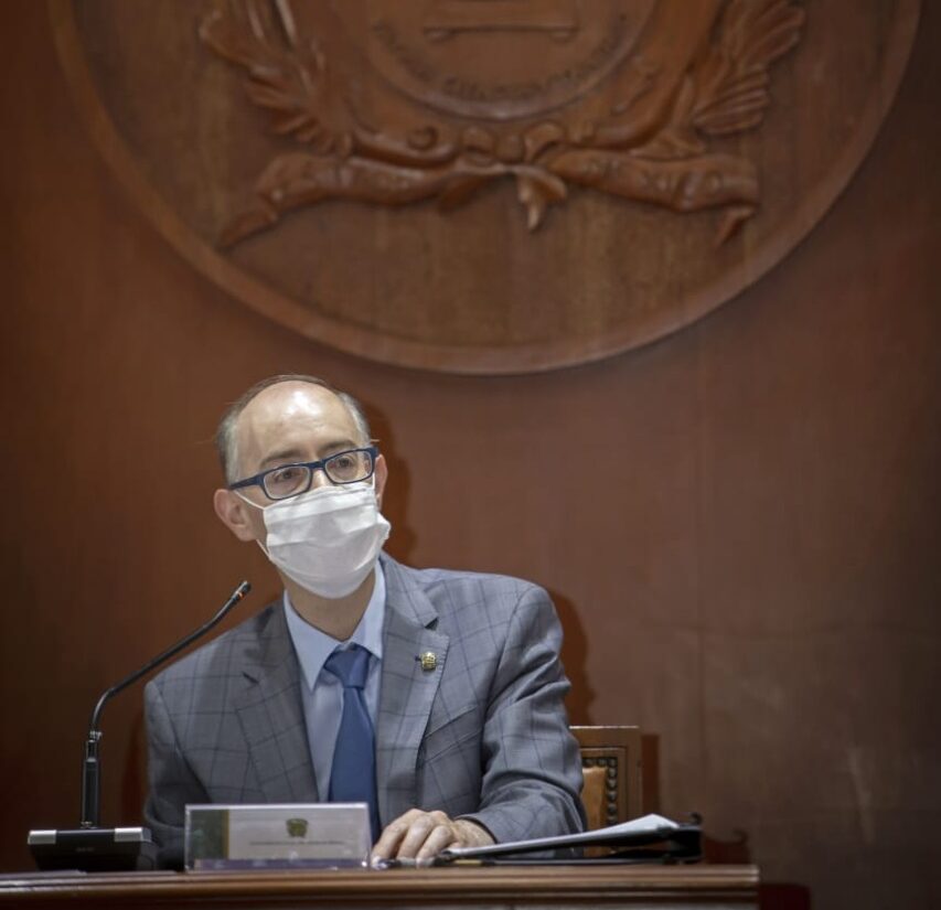 JUVENTUDES, ALIADAS PARA ENFRENTAR EL CAMBIO CLIMÁTICO: RECTOR CARLOS BARRERA