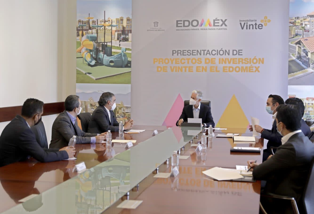 Alfredo del Mazo se reunió con uinversionistas del sector inmobiliario que harán una derrama importante en Edoméx. 2021-07-05