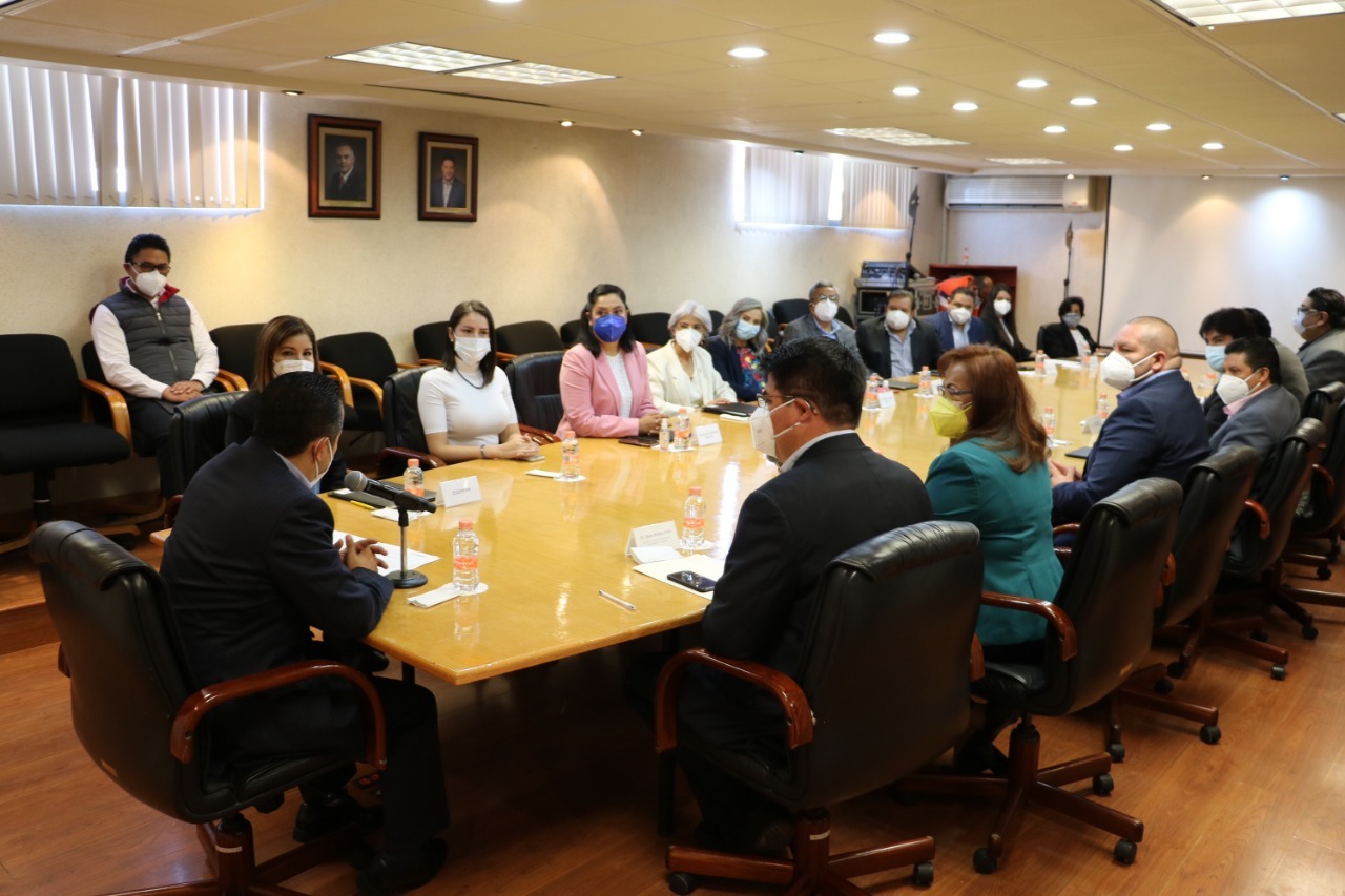 Obtienen Certificación de calidad 37 hospitales más en el Estado de México, se informa en reunión del Sector Salud. 2021-08-10