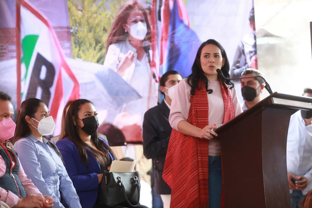 Debemos trabajar para hacer que todos los municipios estén libres de violencia de género, dijo Alejandra del Moral al inaugurar la Ofiicina de enlace de Karla Aguilar