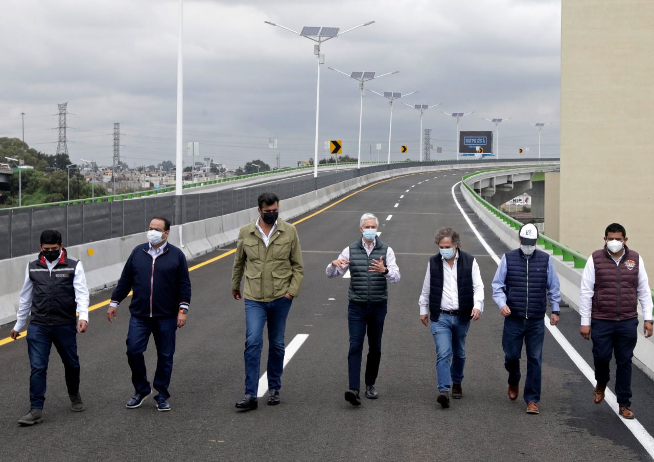 INAUGURA ALFREDO DEL MAZO AUTOPISTA «SIERVO DE LA NACIÓN»