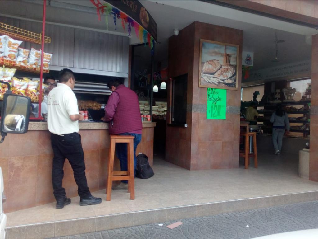 VIGILA COPRISEM MEDIDAS SANITARIAS EN PANADERÍAS ANTE CELEBRACIÓN DE LOS DÍAS DE MUERTOS