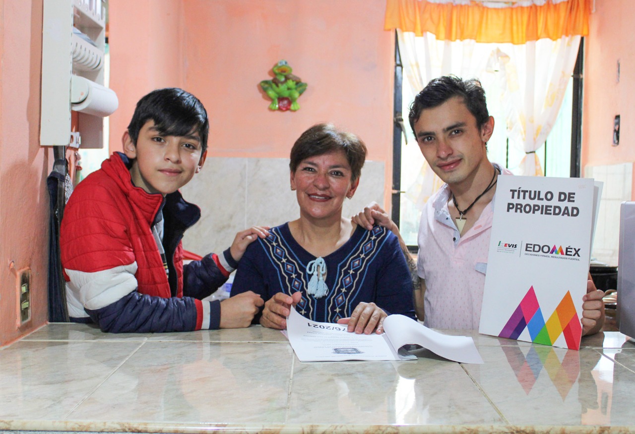 TÍTULO DE PROPIEDAD Y ESCRITURAS DAN CERTEZA JURÍDICA AL PATRIMONIO DE LOS MEXIQUENSES