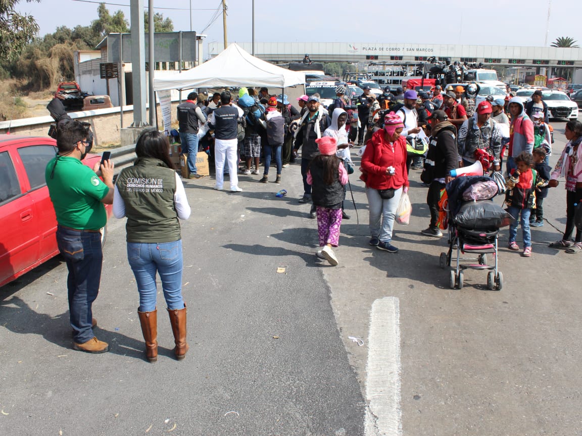 Son aproximadamente 400 migrantes -entre ellos 120 niñas y niños acompañados-, ellos huyen sobre todo de Honduras, Haití, Nicaragua, El Salvador, Venezuela y Guatemala.