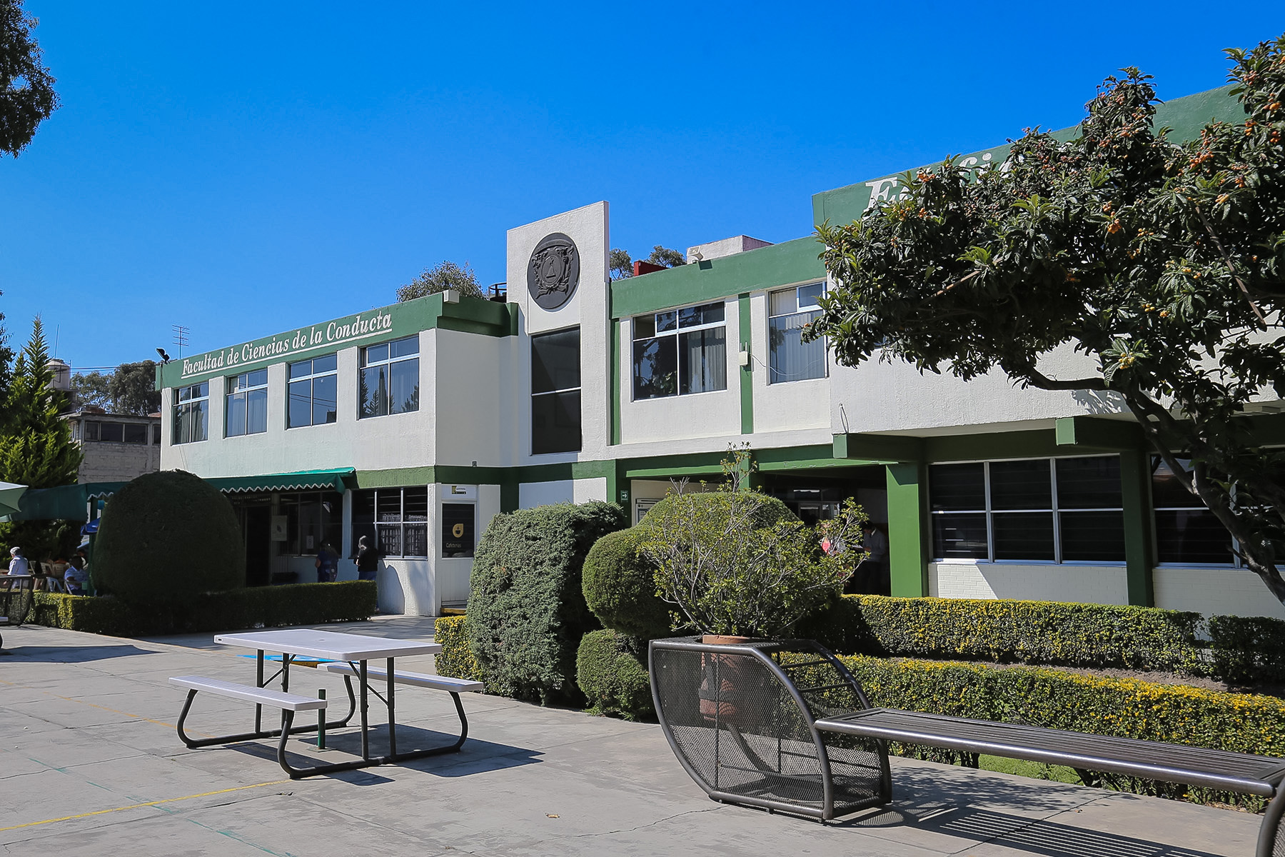 Alum,nos de la Facultad de Ciencias de la Conducta, de la UAEMex, brindan servicio en comunidades del Estado de México.