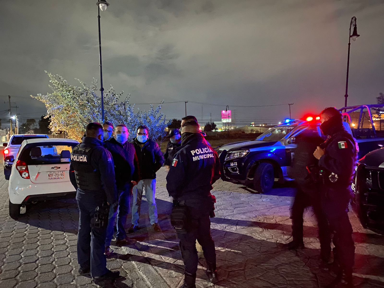 La Policía y Gobernación del municipio de Metepec, suspendieron fiesta que rompía los protocolos sanitarios, en Tizatlalli.