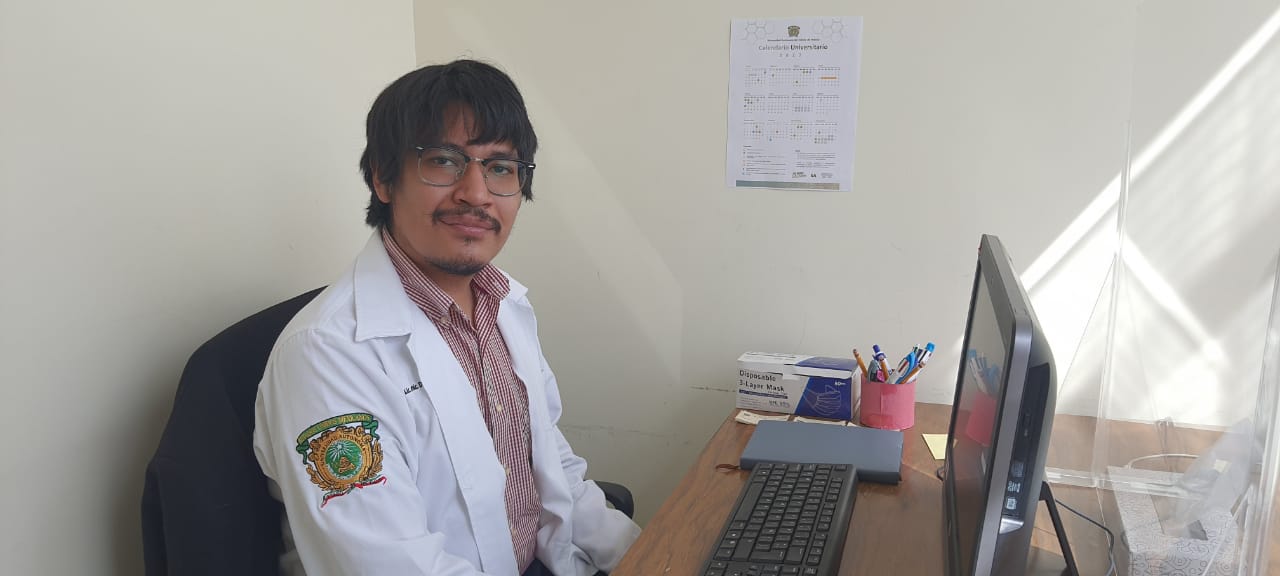 Psicólogo Diego Noel Pineda Juárez, adscrito a la Clínica Multidisciplinaria de Salud de la UAEM