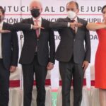 El Presidente Municipal de Tejupilco, Rigoberto , acompañado por el Secretario del Medio Ambiente, Jorge Rescala Pérez, encabezó la ceremonia por el 197 aniversario de la fundación del municipio.