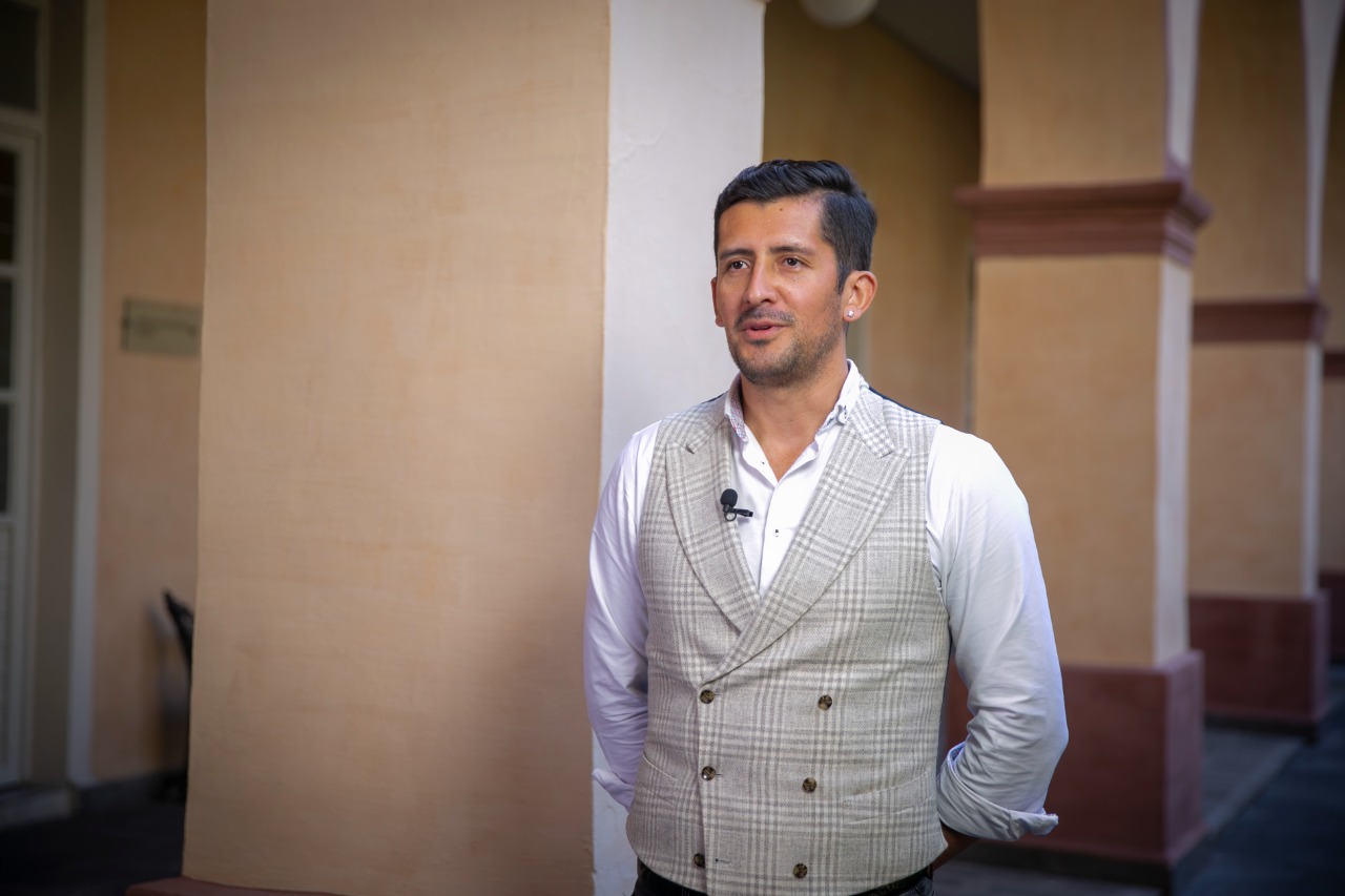 Ricardo Martín Arias, egresado de la UAEMéx, y CEO de empresa financiera en Singapur