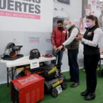 EMPLEO. El Gobernador Alfredo del Mazo entregó apoyos de fomento al autoempleo, en acto realiozado en Chalco.