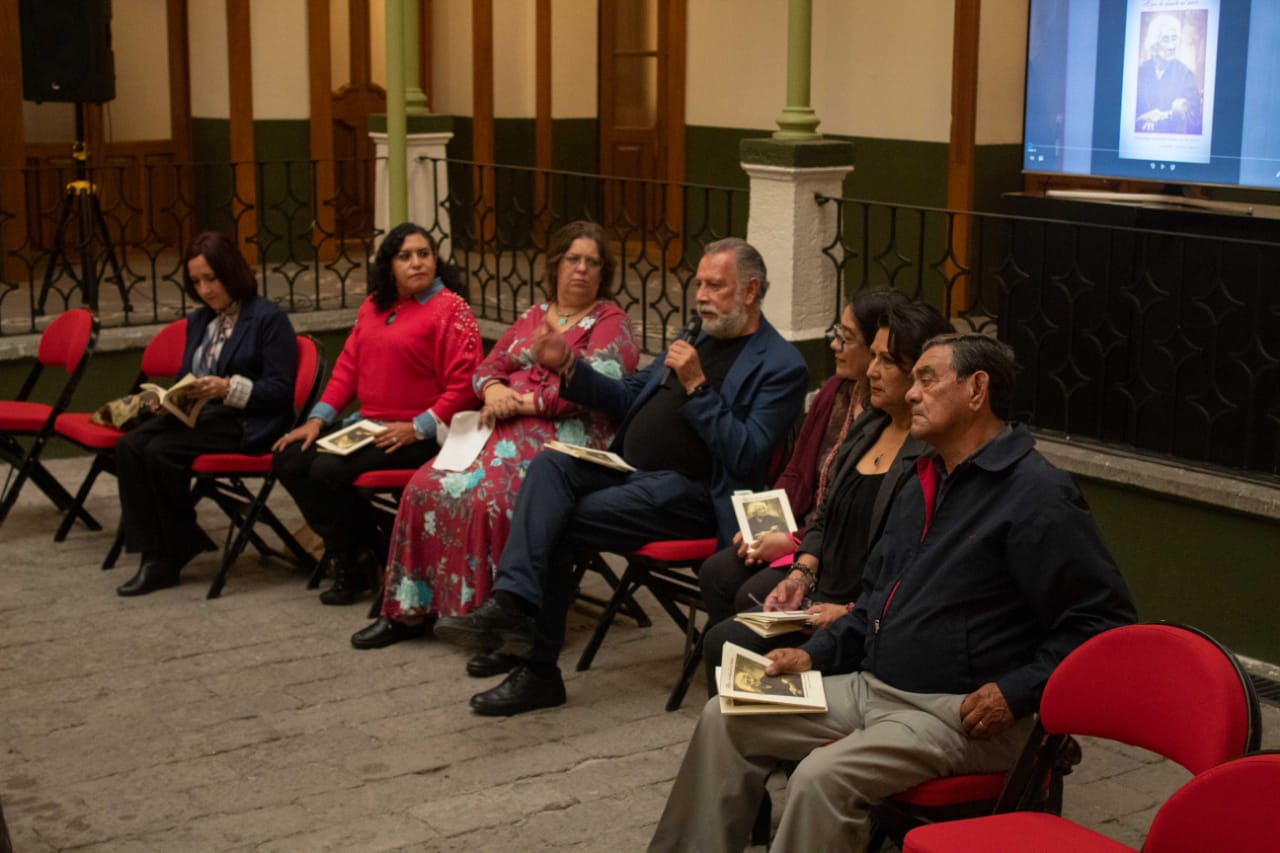 El Consejo Editorial de la Administración Pública Estatal (CEAPE) recuerda a Dolores Castro como una hábil escritora.