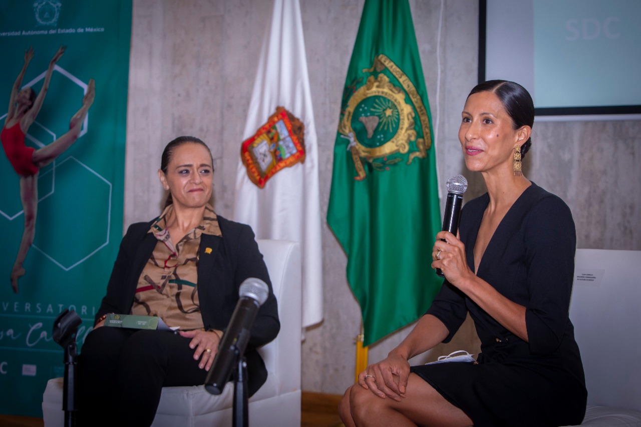 LA PRIMERA BAILARINA DEL BALLET ESTATAL DE BERLÍN, ELISA CARRILLO, SOSTUVO UN ENCUENTRO CON ESTUDIANTES DE LA UAEMéx
