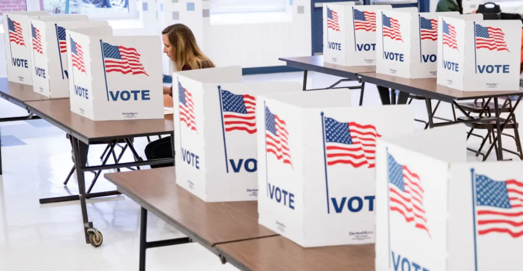 Alebrijes en Cuadratines / Elecciones en EU