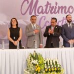 Fernando Flores Fernández, Presidente Municipal, con laPresidenta del DIF Municipal, presidieron la ceremonia de la boda colectiva.