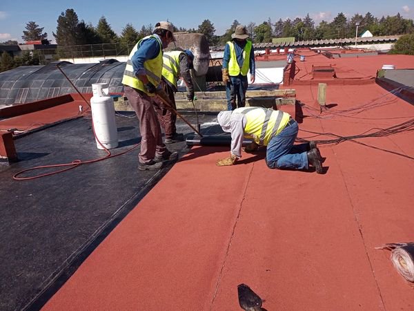 Mantenimiento preventivo a instalaciones de la UAEMéx