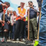 Se contabilizaron 8 mil baches en Metepec, mismos que deben taparse antes de que termine el año, dijo el alcalde Fernando Flores.