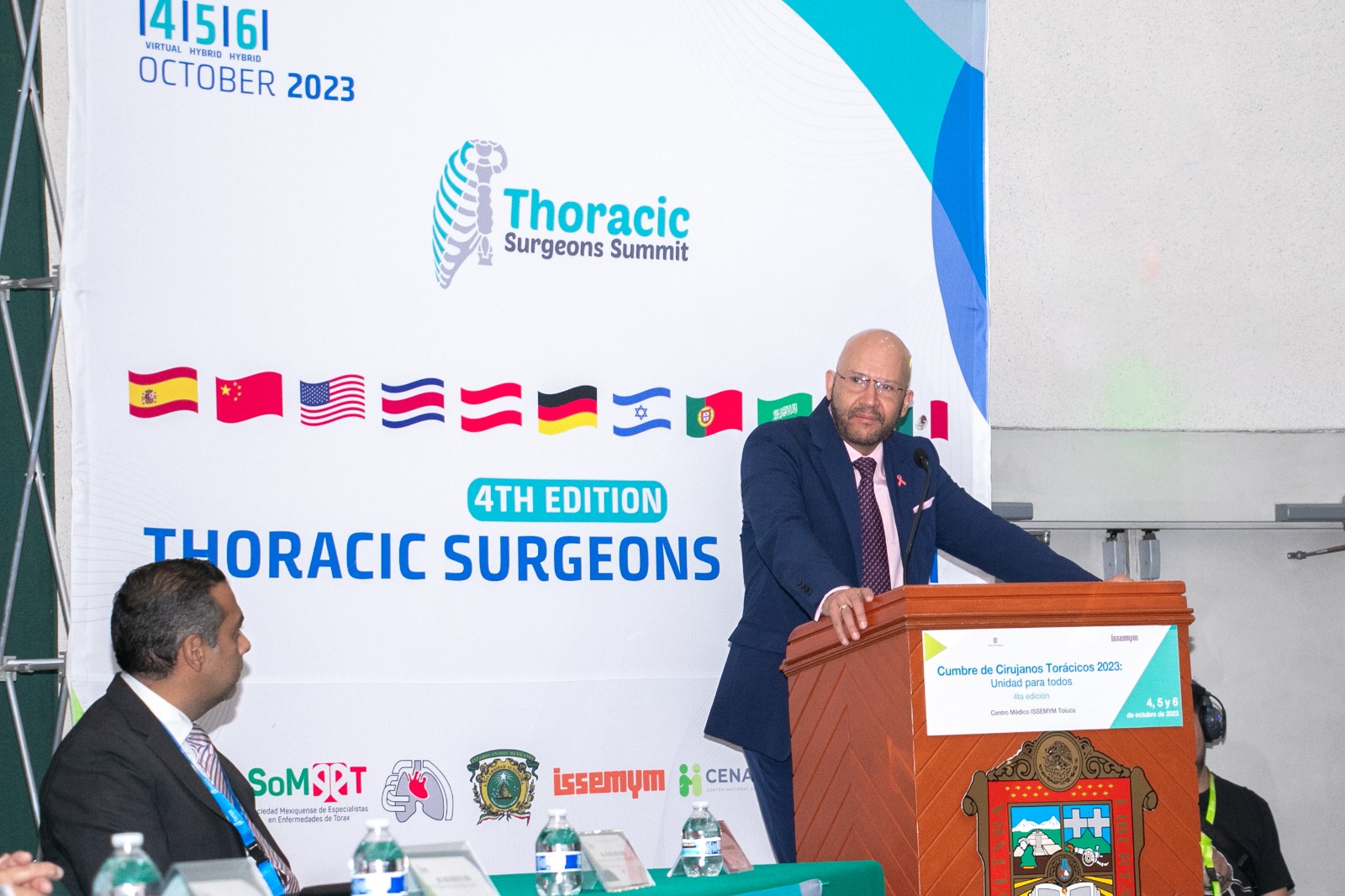 Cumbre Internacional de Cirujanos de Tòrax en el ISSEMYM