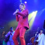 Leonardo LOzanne se etregó por completo al público, que disfrutó mucho del concierto Tributo a Elvis Presley.