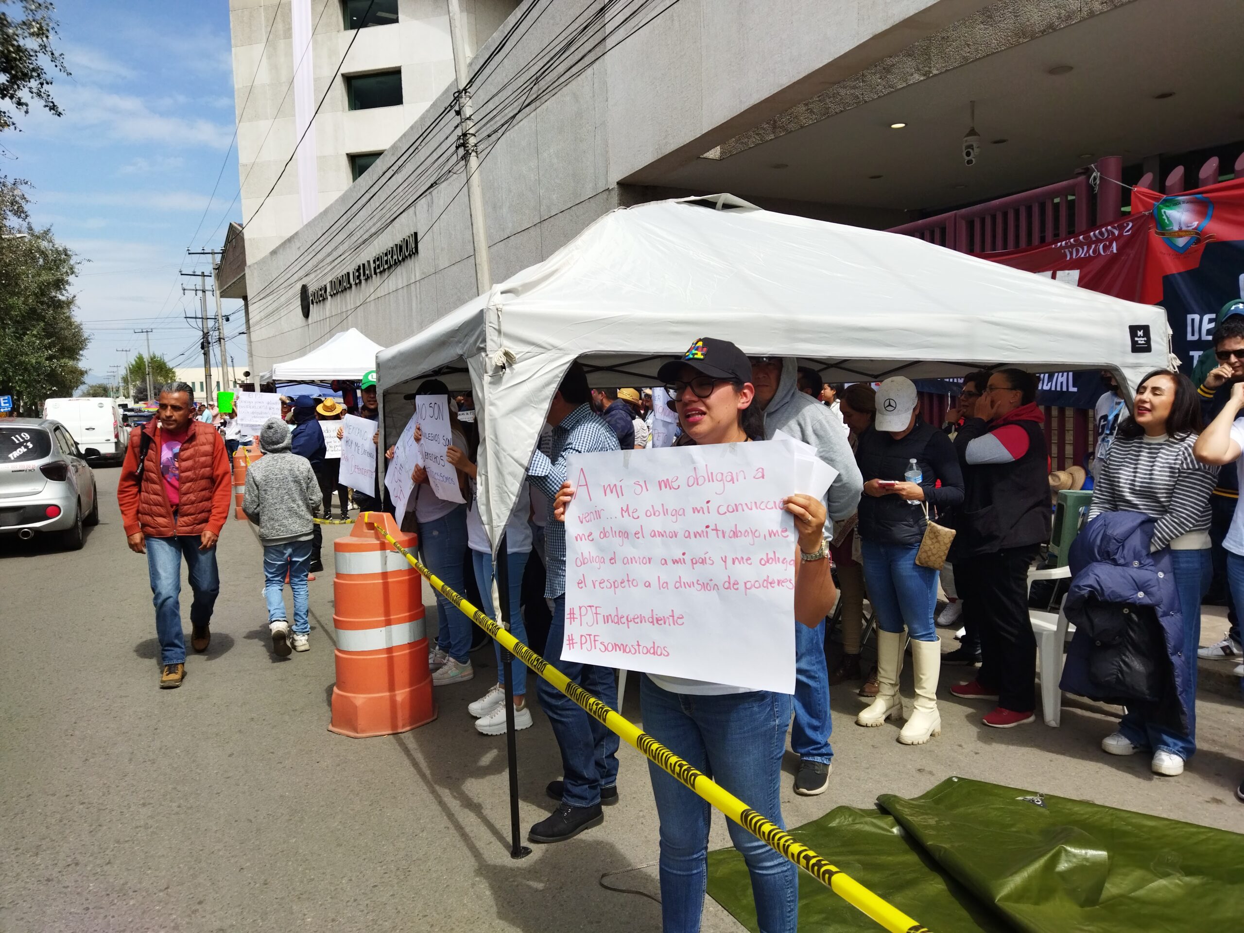 No permitiremos que López Obrador nos perjudique desapareiendo los Fideicomisos del Poder Judicial Federal, expresaron los trabajadores.