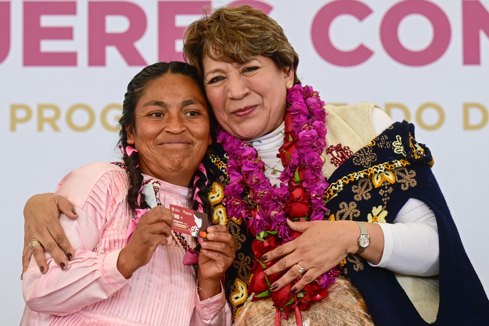 El programa de apoyo a Mujeres, de los primeros en reactivarse por la Gobernadora Delfina Gómez