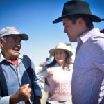 Óscar Sánchez García se mantine en contacto constante con los habitantes de Almoloya de Juárez.