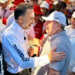 En diálogo con gente de todas las edades, el alcalde Fernando Flores se prepara para otro período de Ciudadanos Gobernando.28 IV 2024