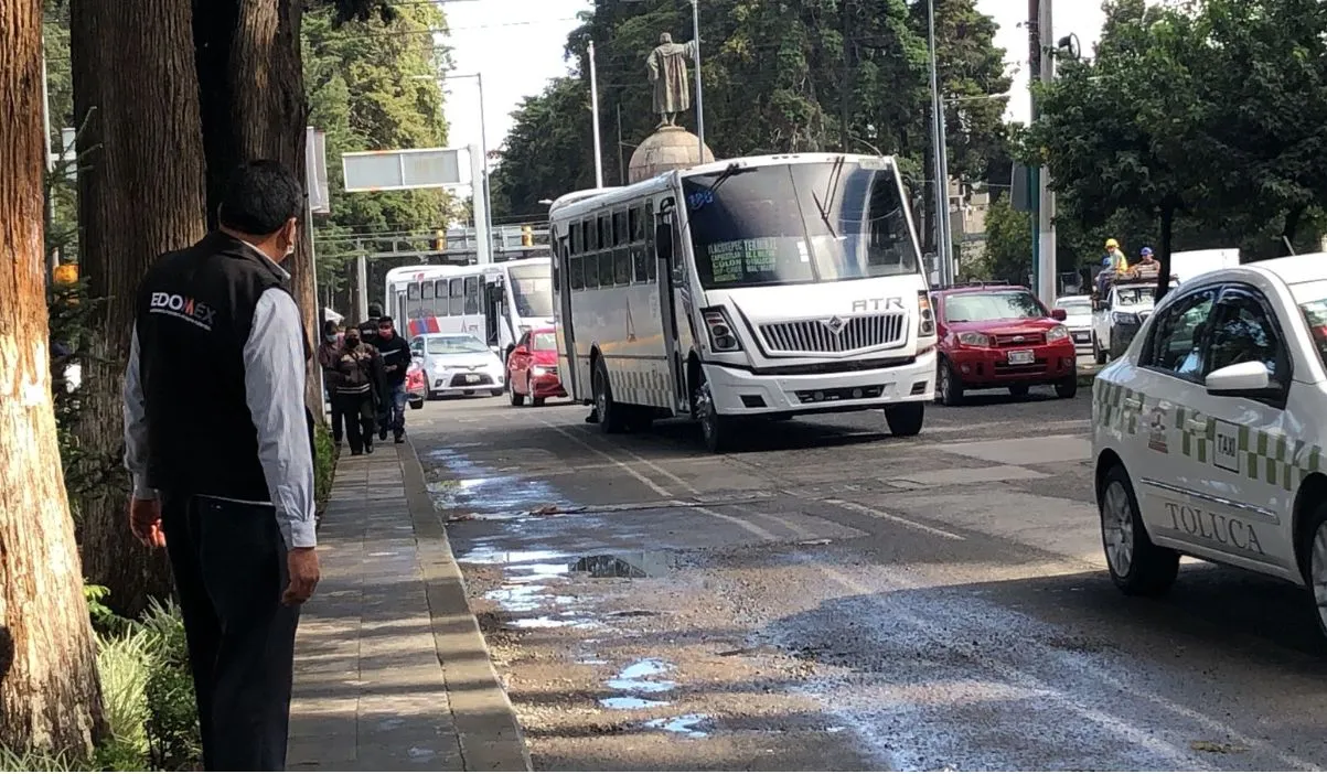 Maullidos Urbanos / Prueba vial en Toluca, Paseo Colón reversible