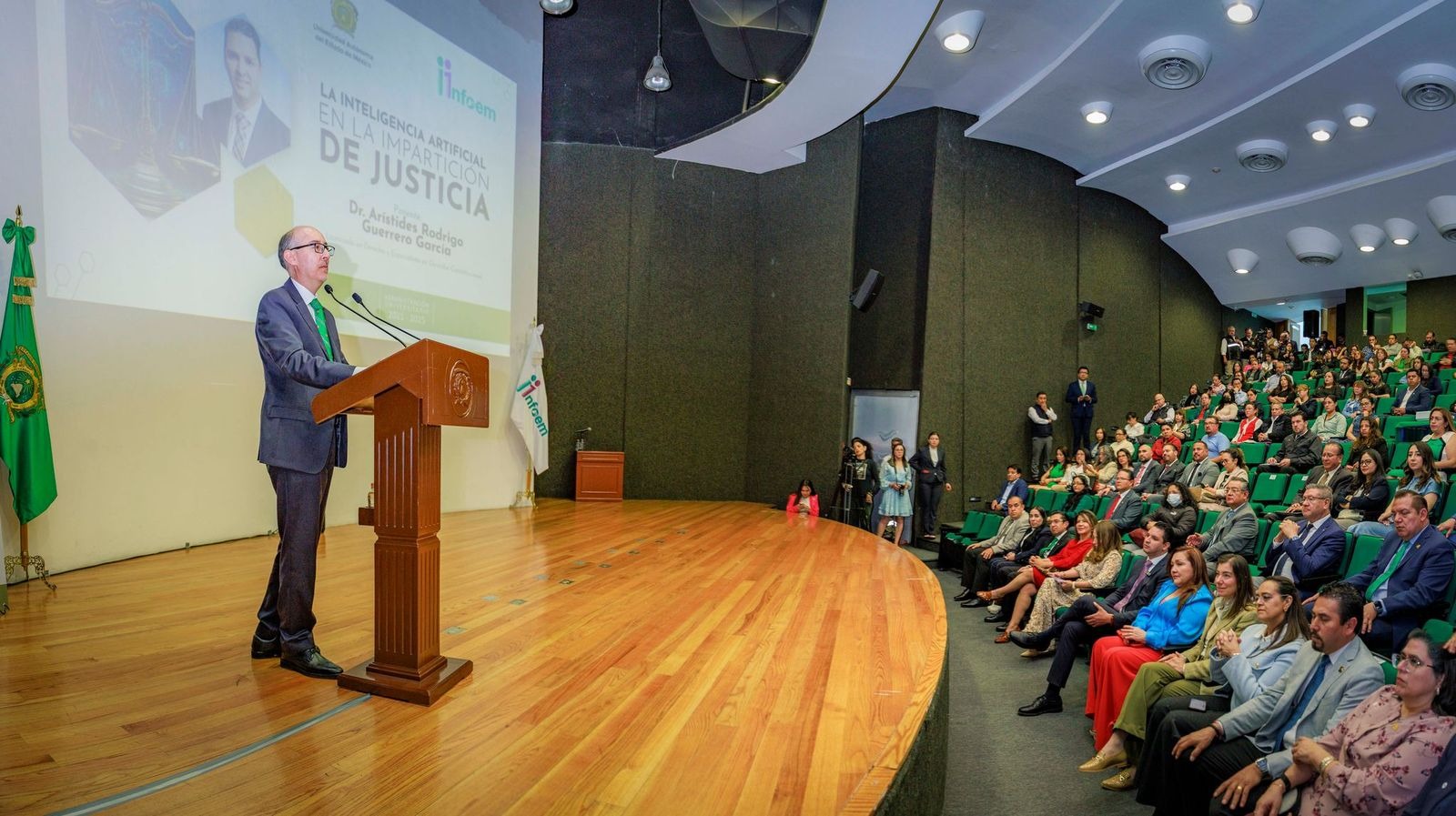 🧠⚖️ UAEMéx reflexiona sobre el papel de la inteligencia artificial en la impartición de justicia