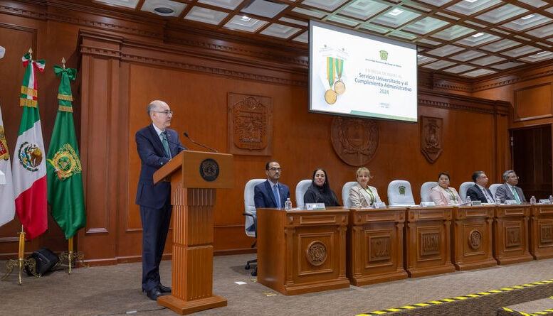 🏵️🙋🏻‍♀️🙋🏽‍♂️ UAEMéx reconoce la excelencia de su comunidad administrativa