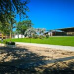 Jardín y corrales en finca asegurada