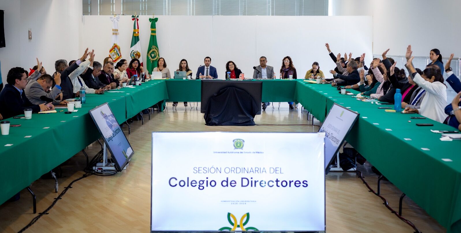 En su sesión de septiembre, el Colegio de Directores de la UAEMéx abordó temas estratégicos de la vida institucional