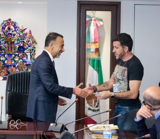 Compensa metepec a quienes se les dañaron sus vehículos por baches