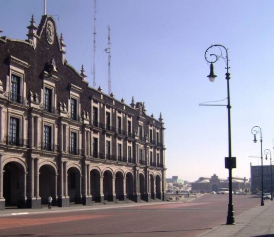 Ajustes en el gabinete mexiquense / Maullidos Urbanos