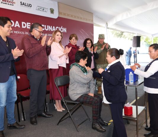Delfina Gómez y Paty Zarza encabezaron arranque de Megajornada de Vacunación