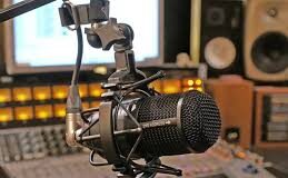 Huelga en radio y televisión / Maullidos Urbanos