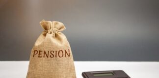 Ajustes a pensiones, necesario / Maullidos Urbanos