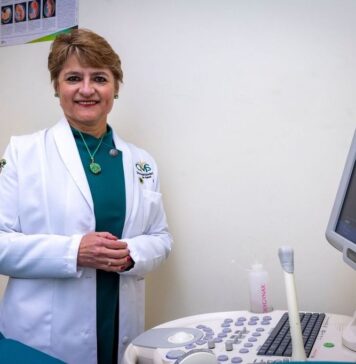 De niña soñaba con recibir bebés; hoy cumple su vocación en la UAEMéx