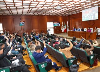 Aprobó el el H. Consejo Universitario el dictamen del Primer Informe de Actividades de la rectora Paty Zarza