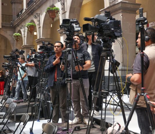 Gobierno de Delfina Gómez protege a periodistas y activistas con reformas a la ley aprobadas