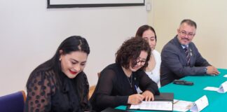 La UAEMéx refuerza apoyo al estudiantado con convenio y entrega de Potrobús en Temascaltepec